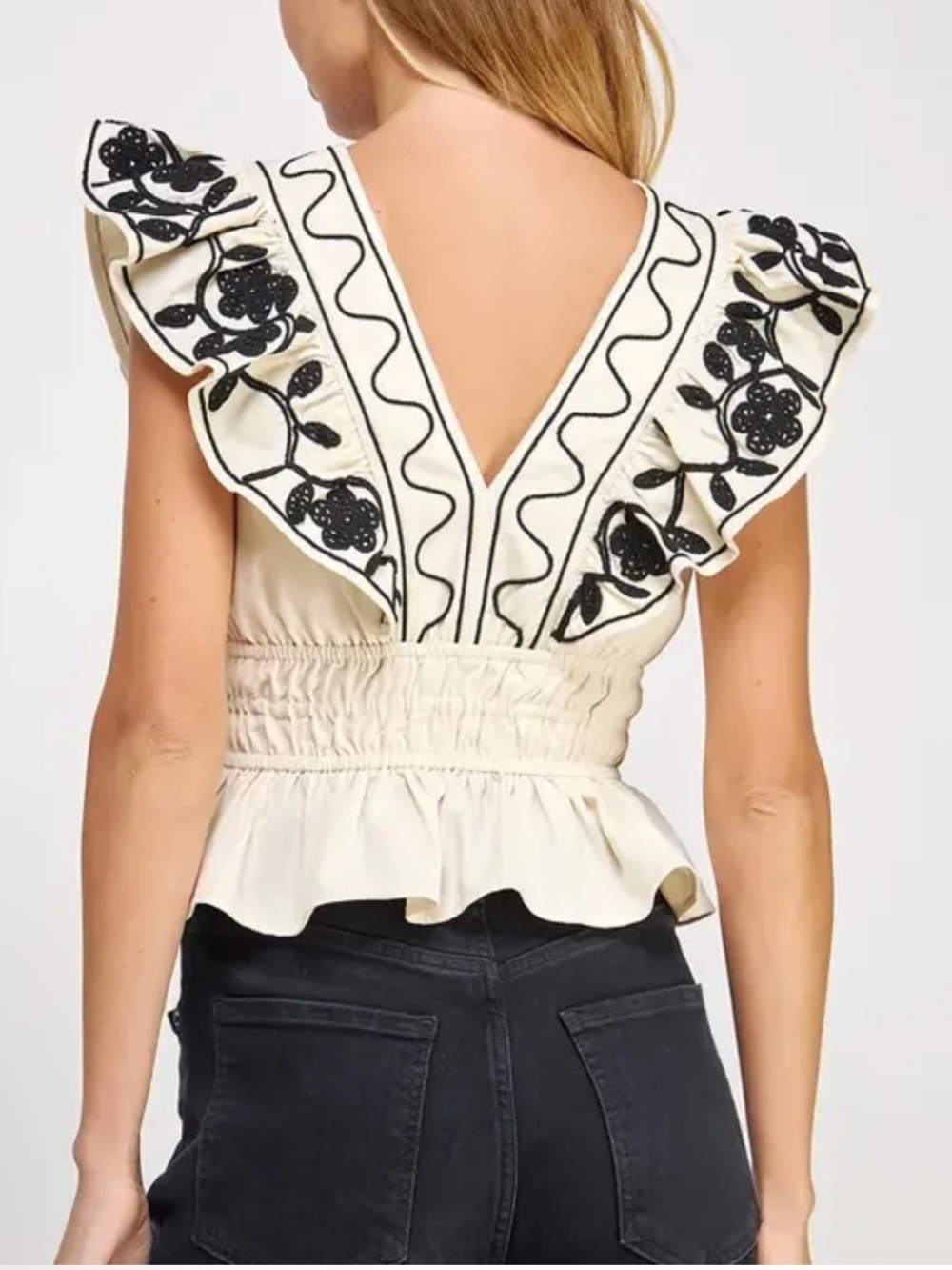 V-neck Ruffle Cream Embroidered Top - Picture 5 of 5